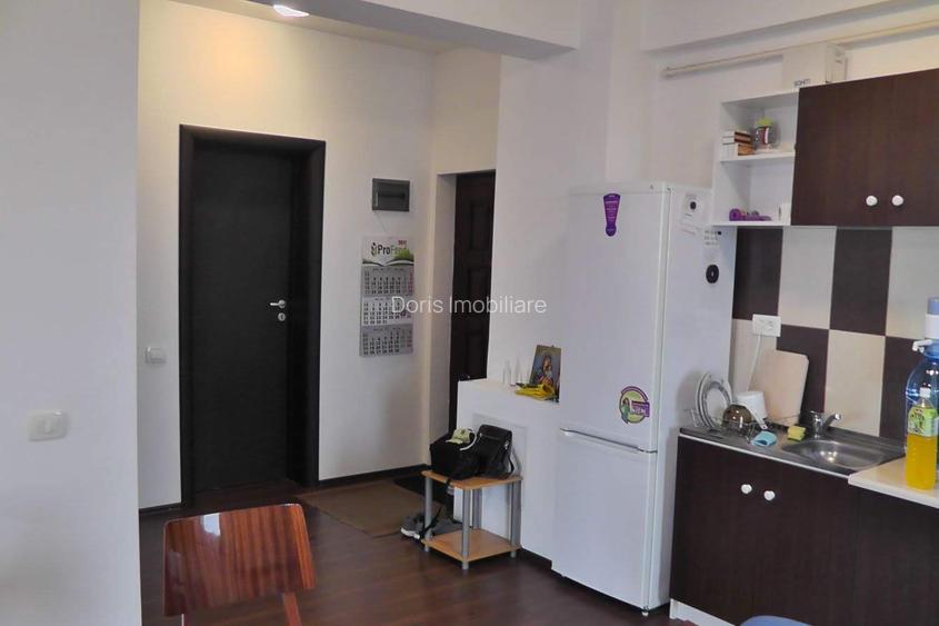 Apartament 2 camere mobilat si utilat cu parcare iinclusa in pret. - 10