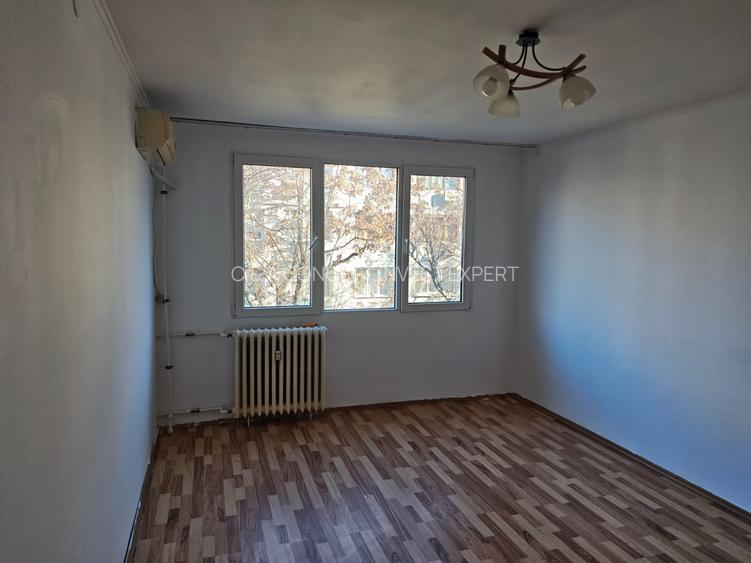 Vand apartament 3 camere Berceni  Emil Racovita - 2