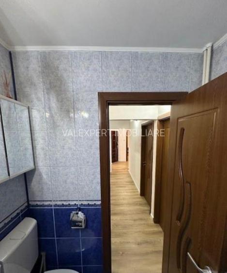 Metrou 1 Decembrie 1918, apart 3 cam, supf. 57 mp, et. 4/8 - 3