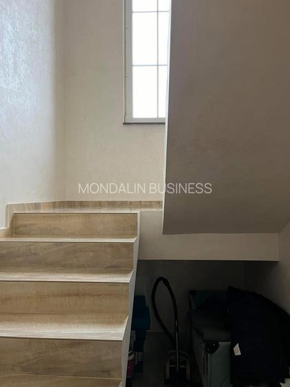 Casă cu 7 camere, D+P+E, garaj, Episcopia Bihor, Oradea. - 10