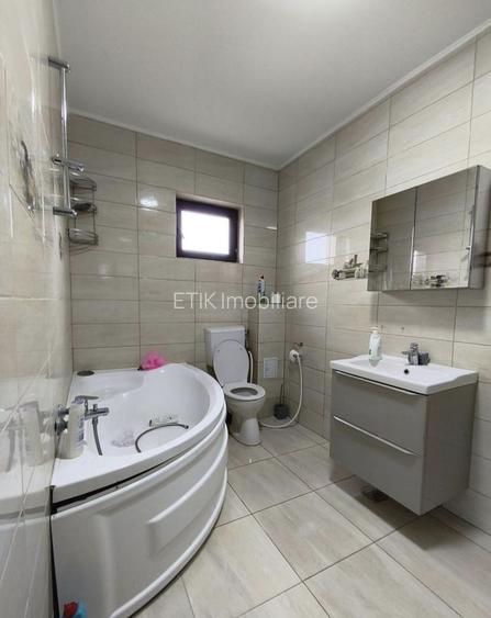 Apartament Veterani 5 camere, 2 locuri parcare, gaze, mobilat-utilat. - 10