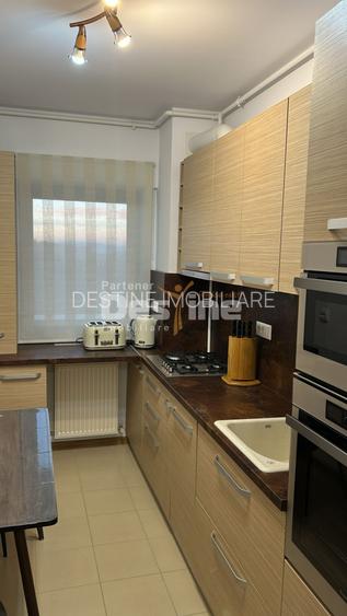Apartament cu 2 camere la etaj intermediar, cu balcon, situat in cartierul Astra - 5