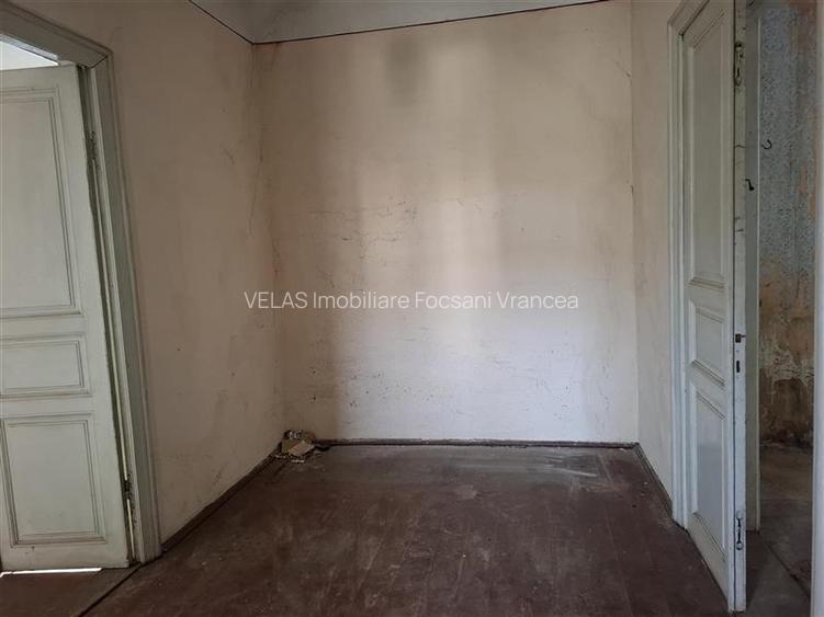 Casa din caramida, Panciu cu teren 2080 mp - 8