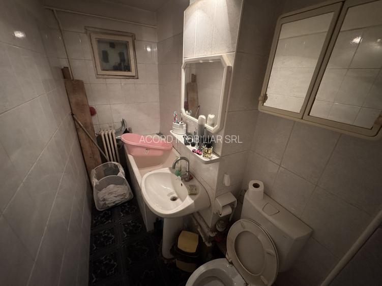 Apartament 2 camere zona Km 4 5 - 5