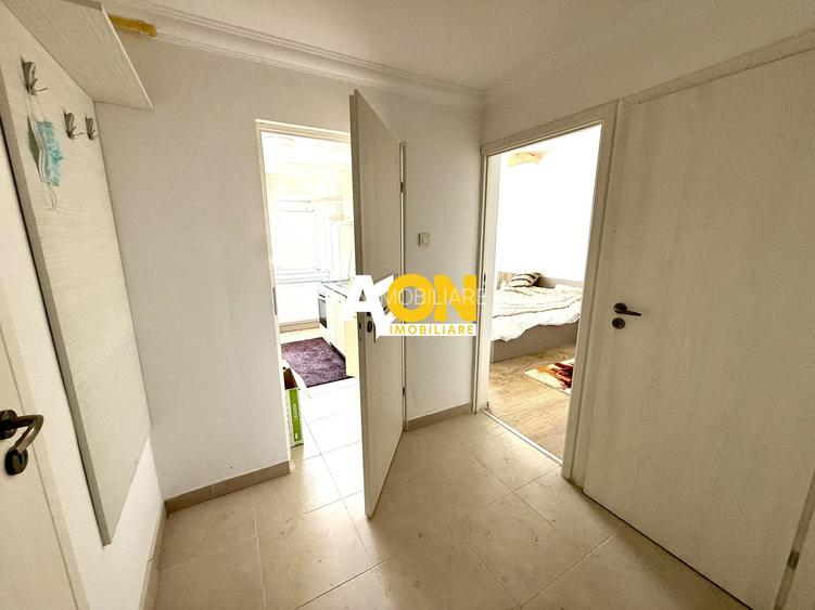 De vanzare apartament 2 camere, vedere superba Cetatea Alba Carolina - 9