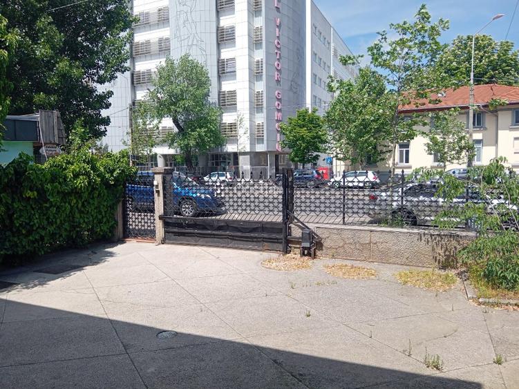 O proprietate versatilă cu potențial vast în Zona Medicală/Centru Educational - 2