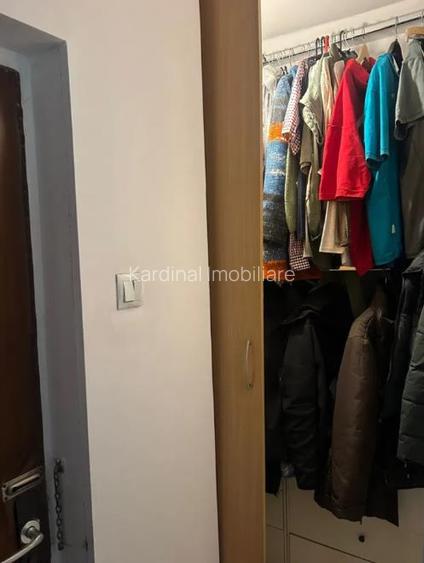 Apartament 2 camere decomandat etaj 3  Aurel Vlaicu - 11