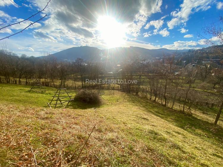 Teren in sat, cu fundație casa P+1, vedere largă, lângă rău - 11