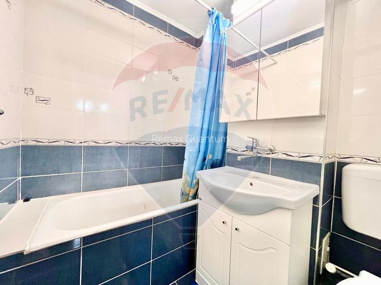 De închiriat apartament cu 2 camere în zona Decebal - 10
