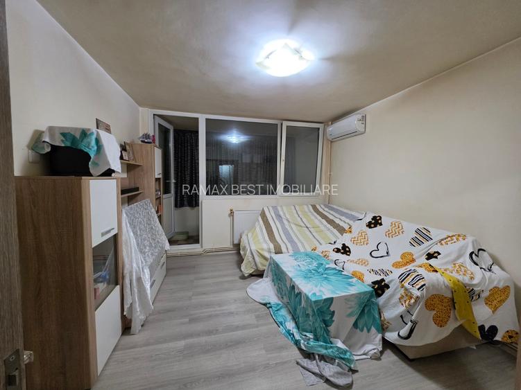 Titan, 10 minute metrou Costin Georgian, Barajul Bistritei, parter,centrala - 12