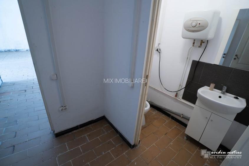 Hala compartimentata Calea Baciului - 9