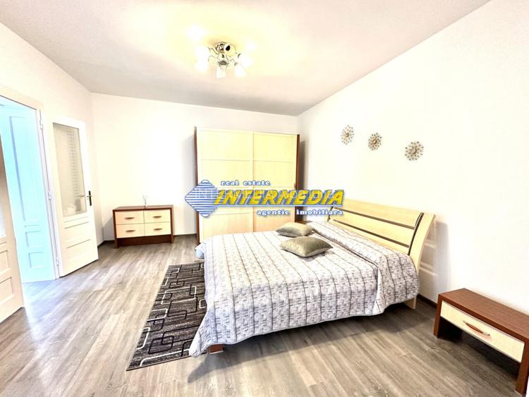 Casa 3 camere in Alba Iulia Zona CENTRU cu 900 mp teren utilitati si la asfalt - 4