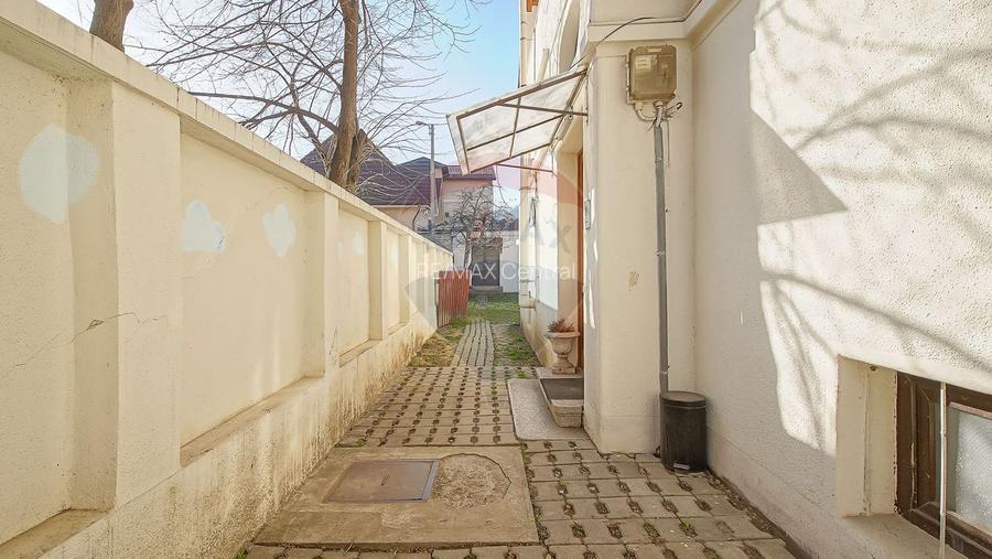 Casă / Vilă cu 9 camere de închiriat în zona Centrul Civic! - 29