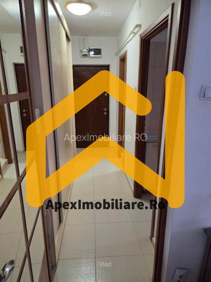 Universitate | Garsoniera Decomandata | Balcon | bloc 1980 | metrou 2m - 6