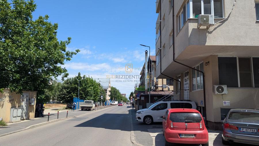 Apartament 2 camere, decomandat, loc de parcare, Drumul Fermei - 15