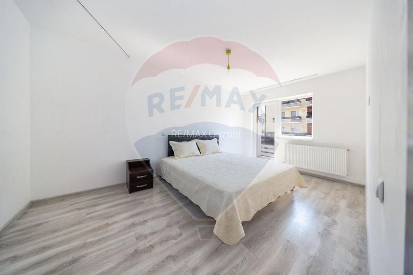 Apartament spatios 3 camere de vanzare in Subcetate - 15