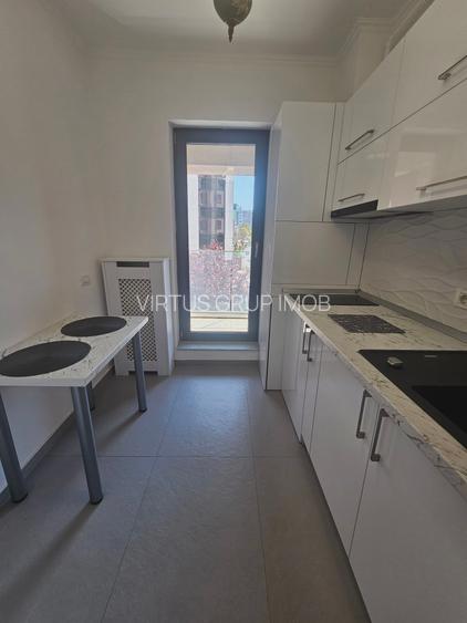 Spatiu Comercial langa mall Plaza/ideal birou/loc de parcare inclus - 2