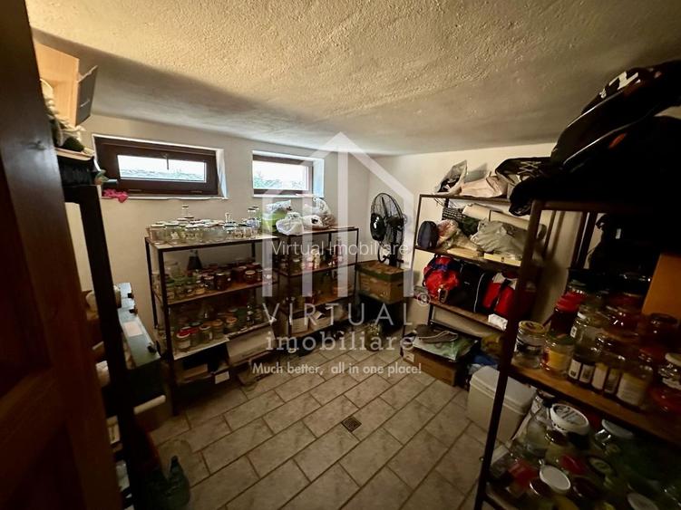 Casa cu 5 camere, 210mp utili, demisol, mobilata, Cal. Poplacii - 35