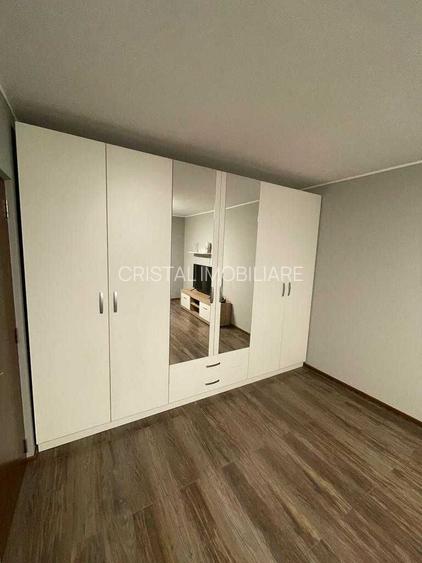 Garsonieră decomandată de închiriat Piața Sudului-Olteniței - 2