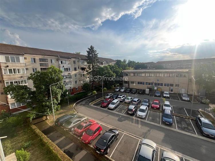 RECO Apartament cu o camera Oradea -Cantemir etaj 3 - 8