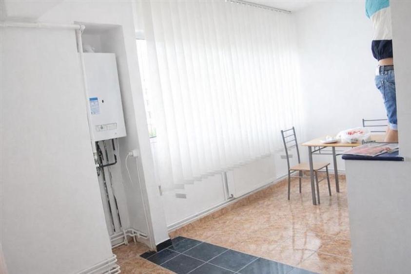 Apartament 2 camere, zona Grivitei - 6