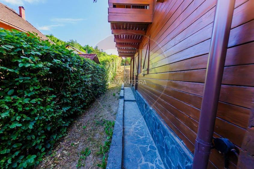 CASA DEOSEBITA DE VANZARE INTRERAURI, COAS - 28