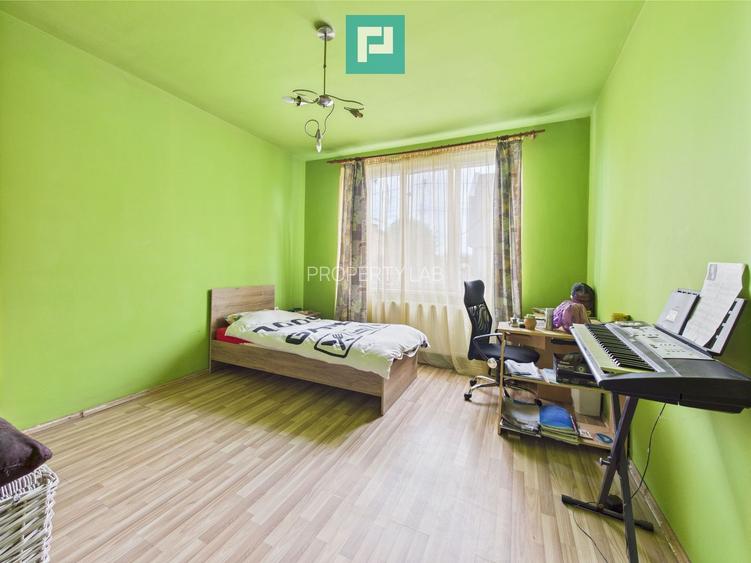 Vilă cu 8 camere în Săcălaz, Central - 10