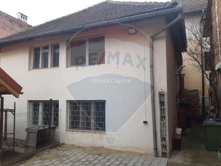 Spațiu comercial+spatiu de locuit, in vila, de vânzare - 10