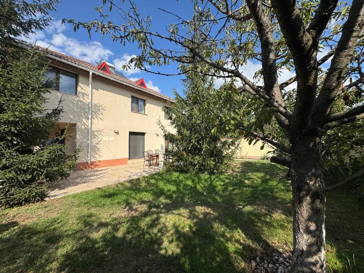 ? De vânzare – Casă P+1, 220 mp construiți, teren 400 mp – Agigea, Constanța