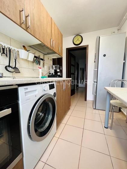 De vanzare apartament 2 camere Drumul Taberei - 5