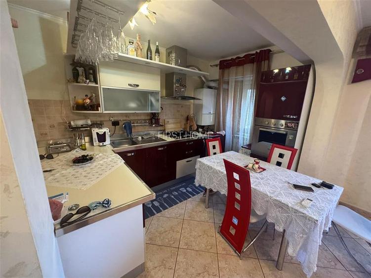 Ap 3 cam, etaj 1, parcare, Ultracentral - Piata Unirii, comision 0 % - 5