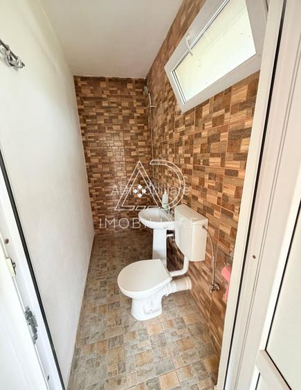 Casă de vânzare – Strada Motrului - 7