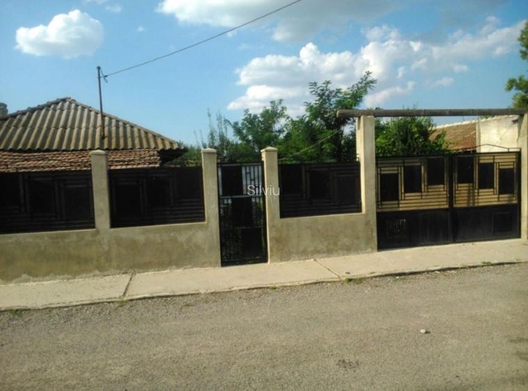 Casa de vânzare în Călărași  - 2