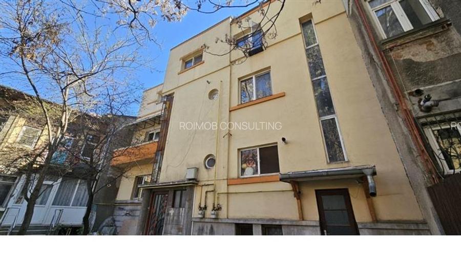 Apartament 3 camere in vila etajul 1+2 camere amenajate la mansarda, zona Emines - 2