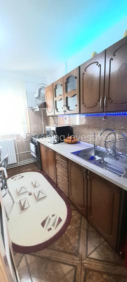 Vanzare apartament cu 4 camere si 2 bai,  decomandat, etaj 1/4  zona CET - 6