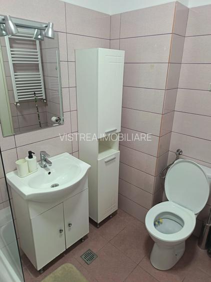 2 camere pentru Ucraina // Parcare // Inchiriere minim 3 luni - 10