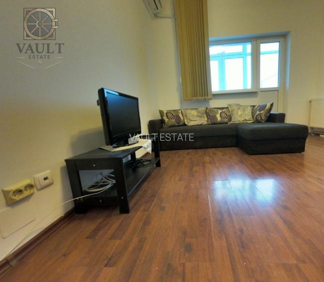 Apartament 2 camere - centrala proprie + boxa  - zona Mosilor - Risc Seismic 1 - 2