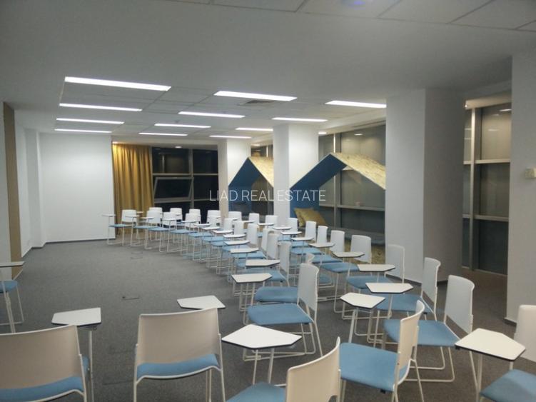 Cladire de birouri de vanzare Semilunei 4-6 - 14