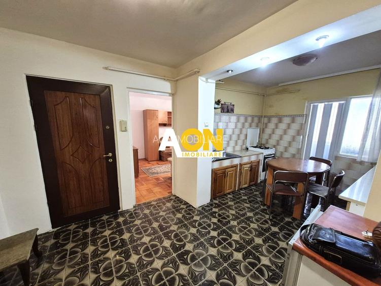 Apartament 2 Camere, Decomandat, 52 mp, Et.4, Zona Ampoi 3 - 6