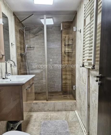 Unirii | 2 Camere | Decomandat | Centrala proprie | parcare x2 | AC - 8