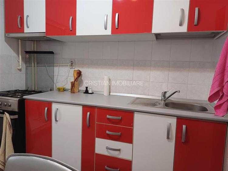 2 camere Confort 1 Decomandat, etaj 3, Renovat, Radu Negru - 6