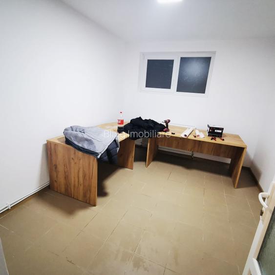 Apartament 63 mp util cu parcare inclusa , zona centrala - 2