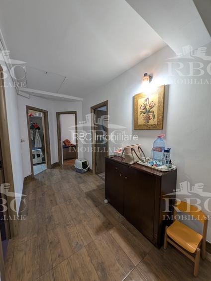 Apartament cu 3 camere decomandate strada Cetatii, Floresti - 12