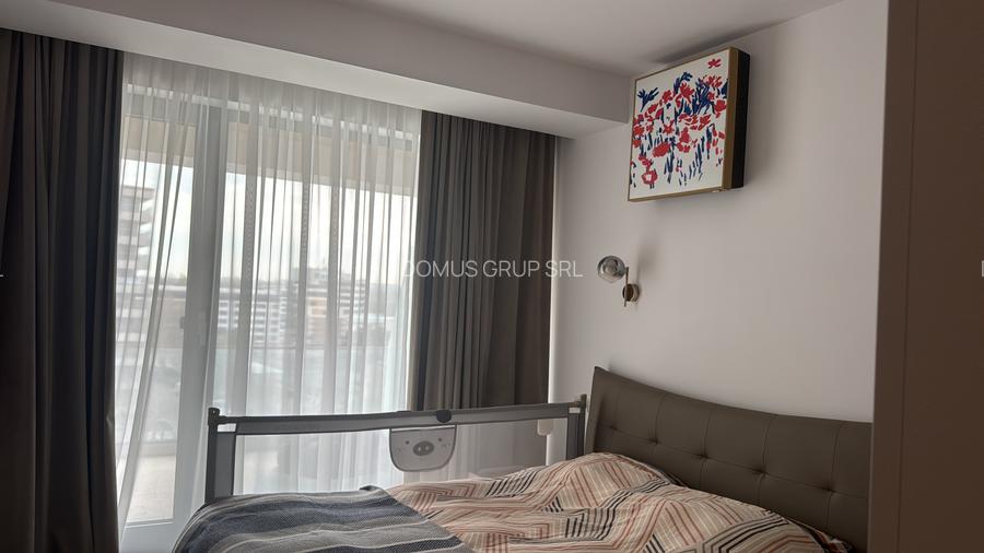 Vând apartament cu trei camere vedere superbă la mare - 4