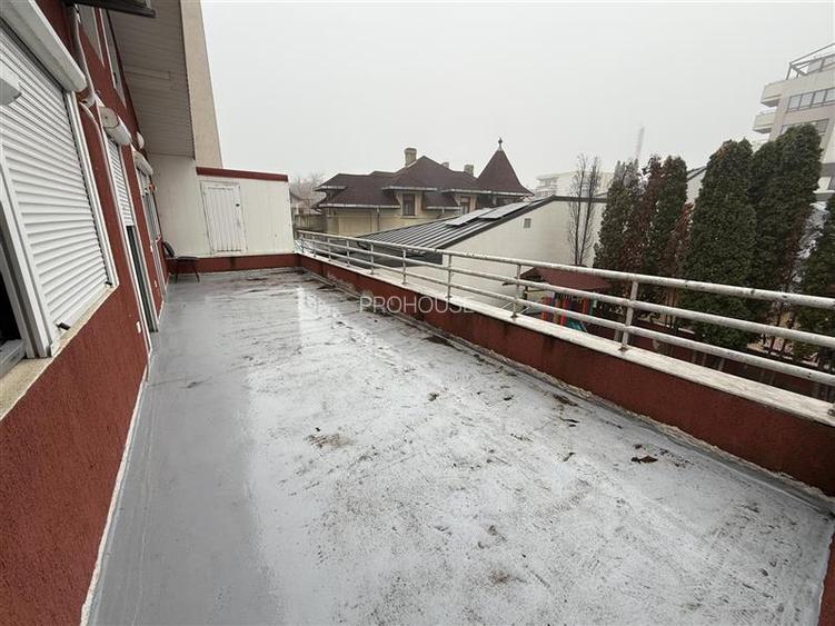 Vila de inchiriat - Ultracentral, Spatiu versatil pentru locuinta, birouri sau a - 34