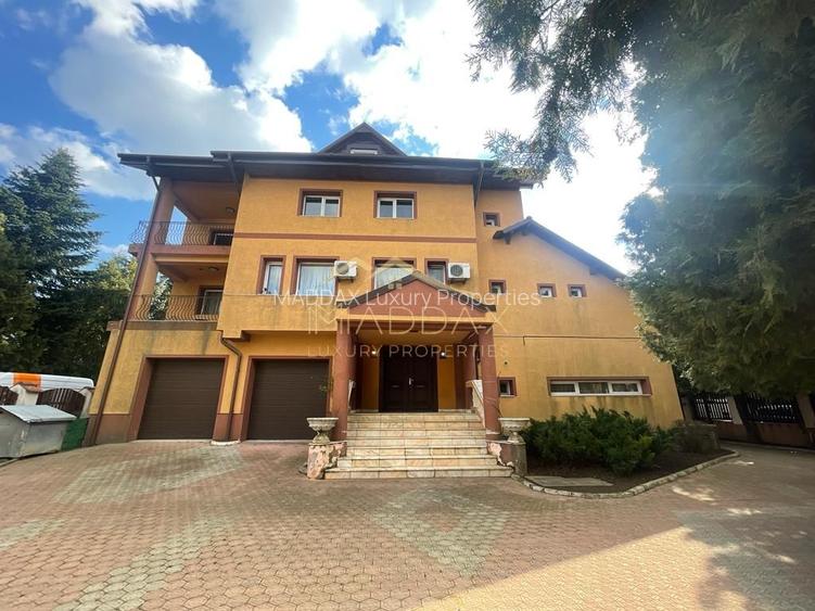 Vila superba**8 camere** Teren 1300 mp***Piscina+Sauna/Pipera - 35