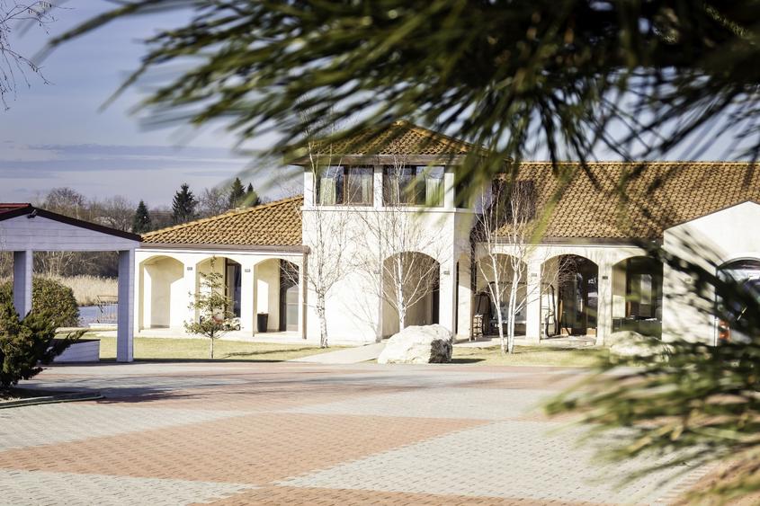 Conac lac Snagov cu ponton - 49