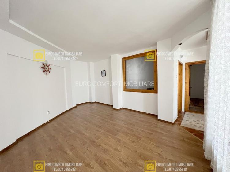 Casa Sp+P+E constructie modernizata in 2007 zona Piata Centrala - 2