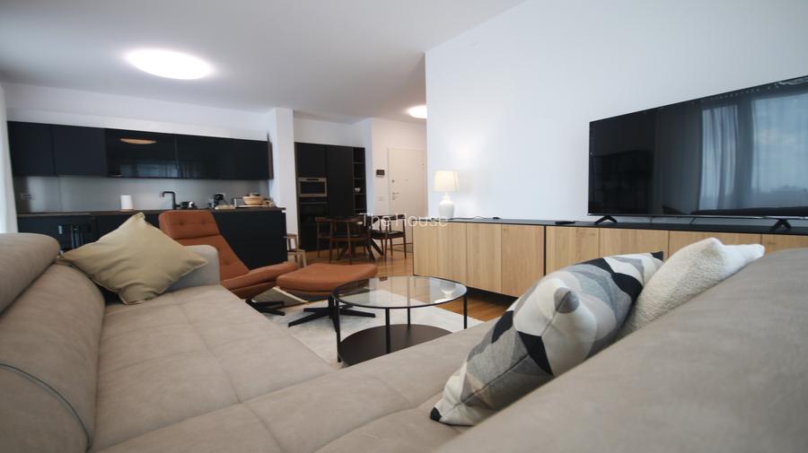 Inchiriere apratament premium,4 camere,doua terase,2 locuri parcare subterane - 12