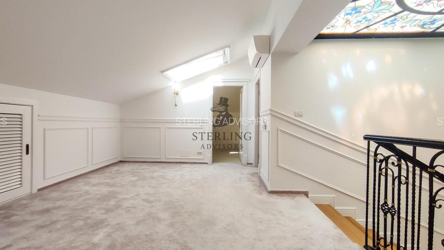 Vila restaurata in cel mai mic detaliu - zona centrala - 46